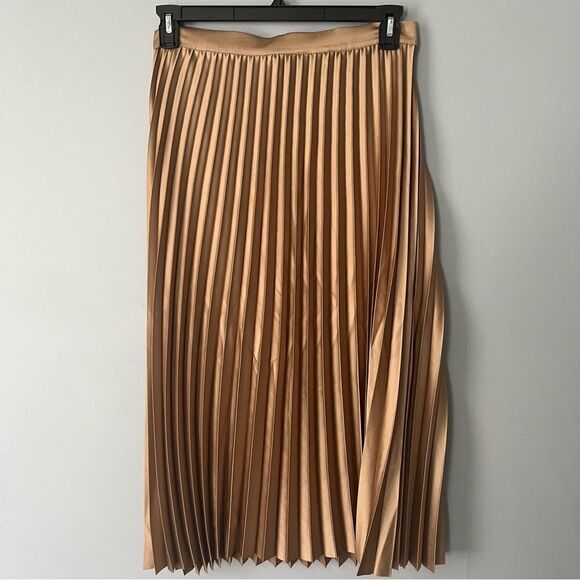 Banana Republic Dresses & Skirts - Elegant Camel Brown Pleated Midi Skirt Banana Republic